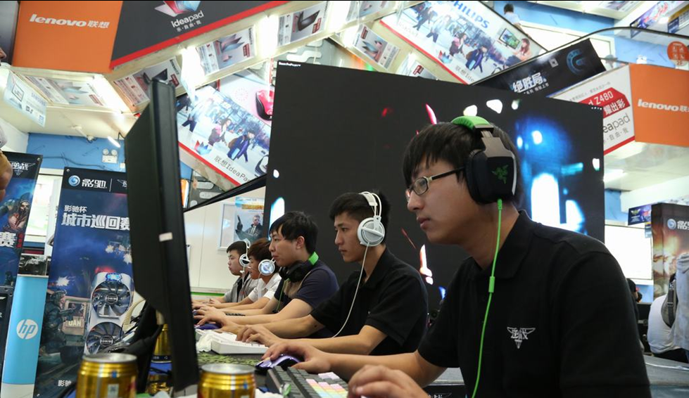 老将们的坚 老将们的坚